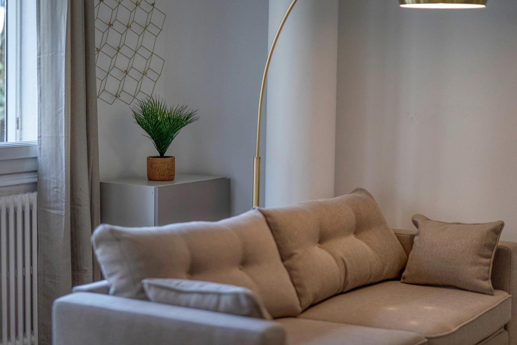 #he The Golden Escape Ile Verte Luminous Renovated Appartement